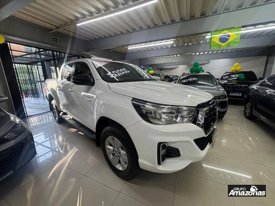 TOYOTA HILUX 2.7 SR 4X2 CD 16V FLEX 4P AUTOMÁTICO